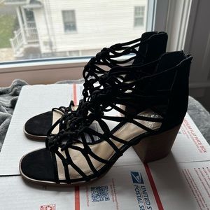 Vince camuto strappy block heels size 9.5